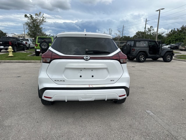 2021 Nissan Kicks SV photo 6