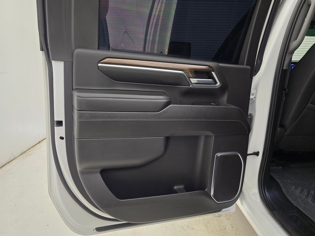 2024 Chevrolet Silverado 2500HD LT photo 37