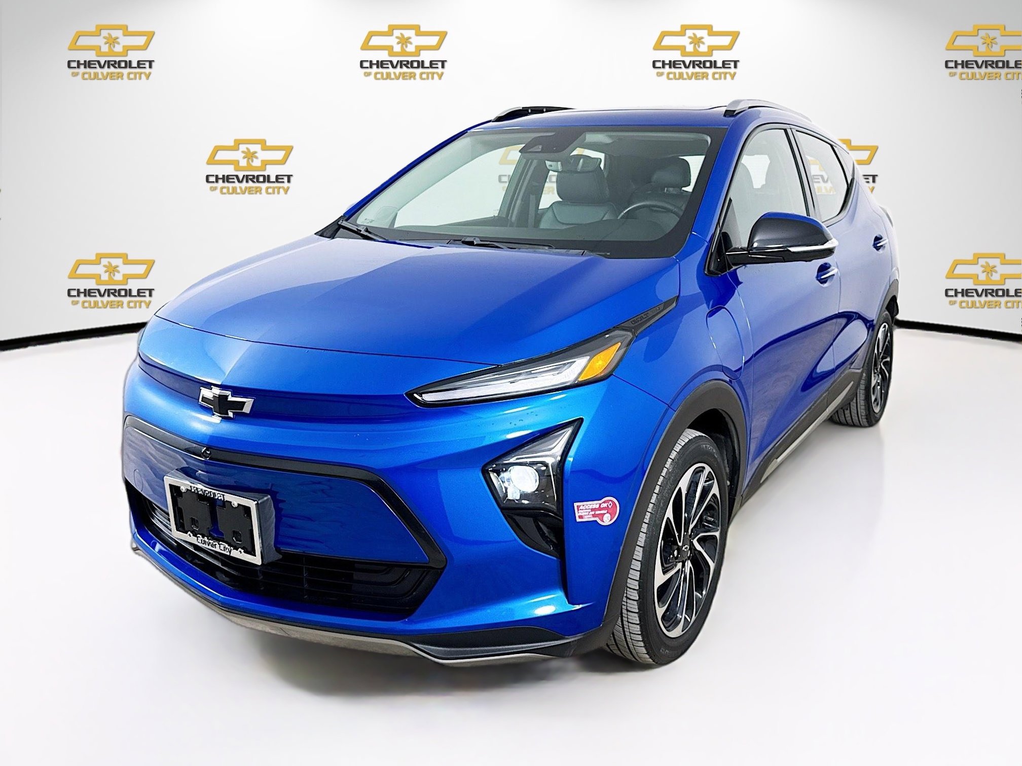 2023 Chevrolet Bolt EUV Premier photo 3