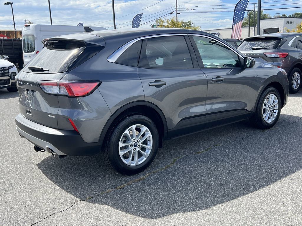 2021 Ford Escape SE photo 7