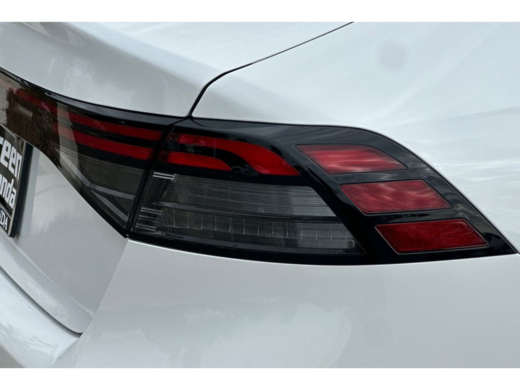 2025 Honda Accord 1.5T LX photo 30