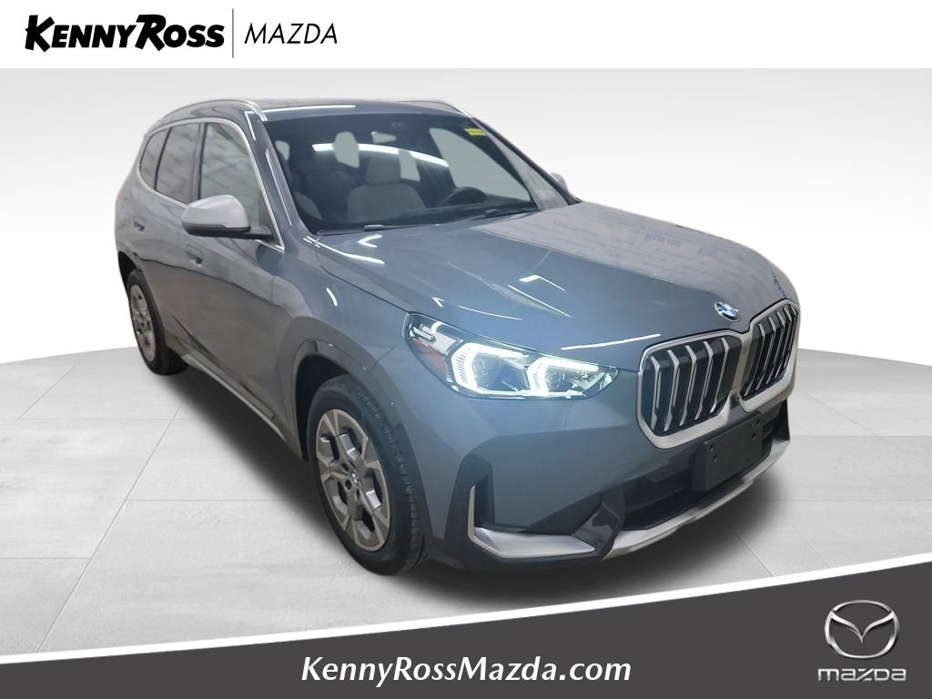2023 BMW X1 28i's photo