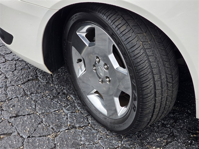 2009 Chevrolet Impala SS photo 24