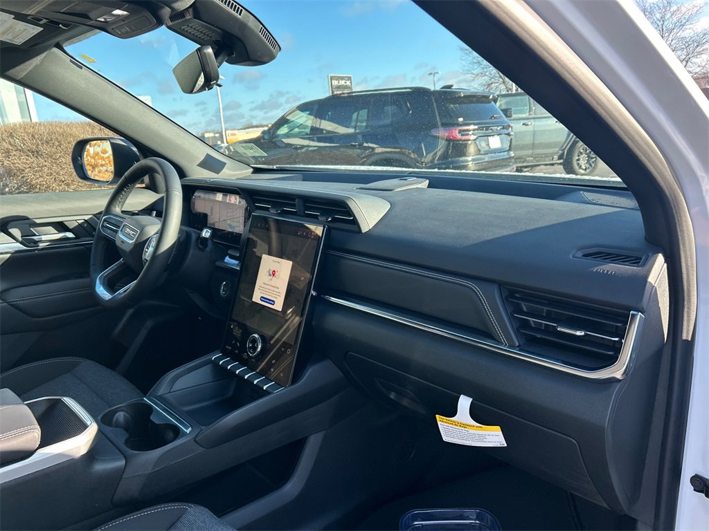 2026 GMC TERRAIN - Image 35