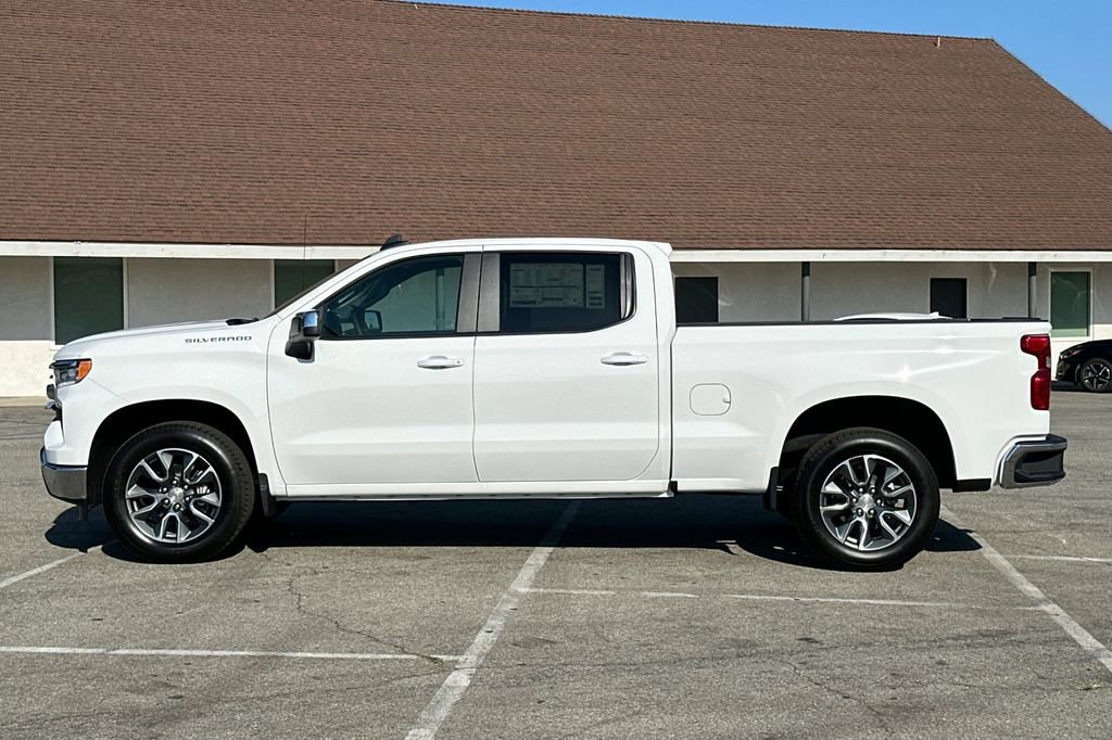 2025 Chevrolet Silverado 1500 photo 7