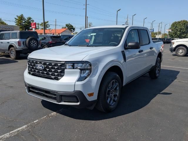 2025 Ford Maverick XLT photo 16