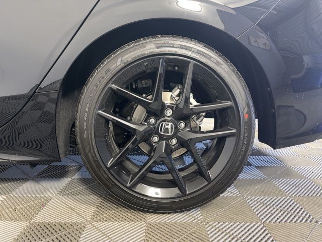 2025 Honda Civic Sport photo 9