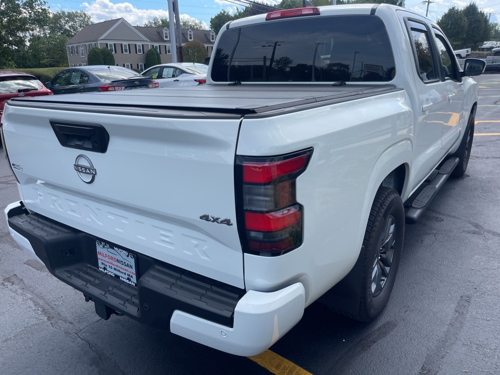 2025 Nissan Frontier SV photo 4
