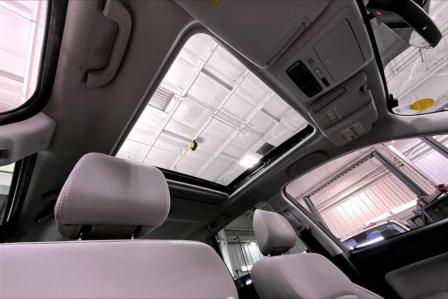2018 Subaru Forester Premium photo 12