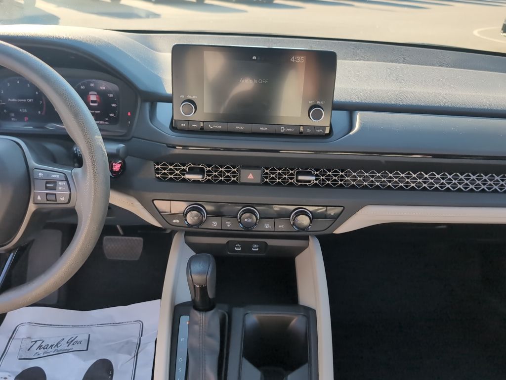 2023 Honda Accord EX photo 16