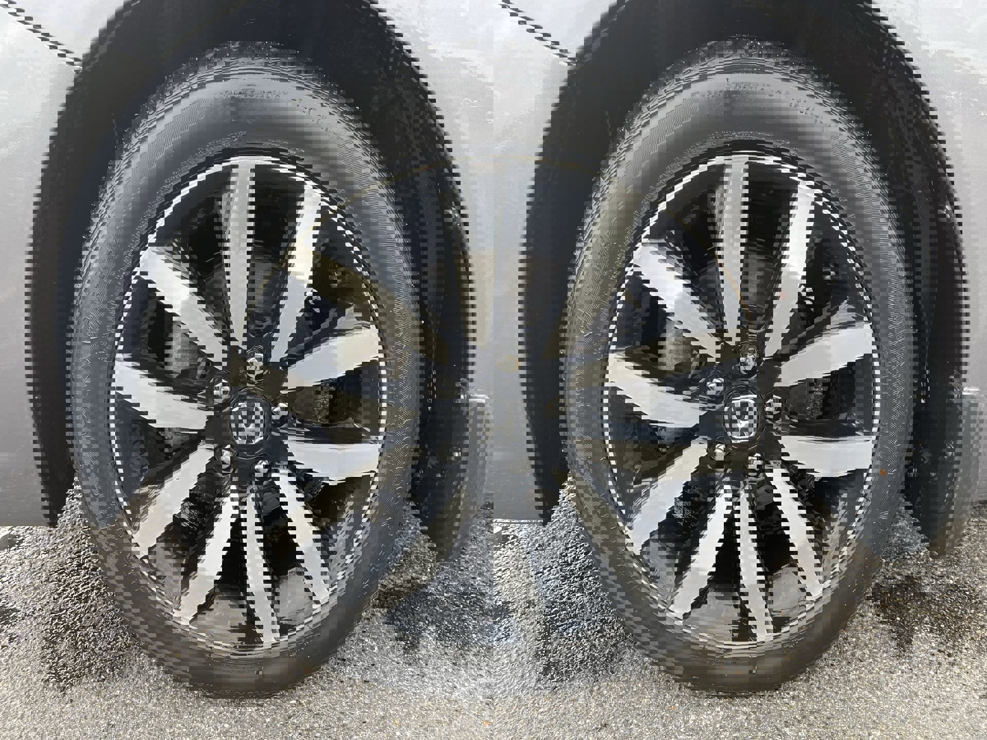 Used 2015 Honda Civic EX-L with VIN 19XFB2F92FE066121 for sale in Kansas City