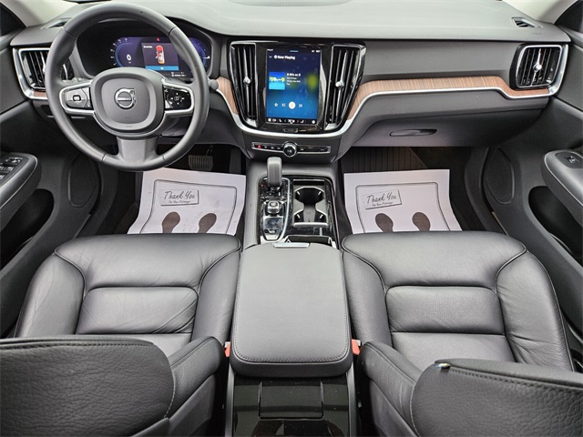 2023 Volvo S60 Recharge T8 Plus photo 10
