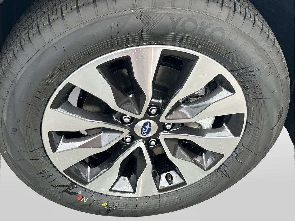 2025 Subaru Outback Touring XT photo 14