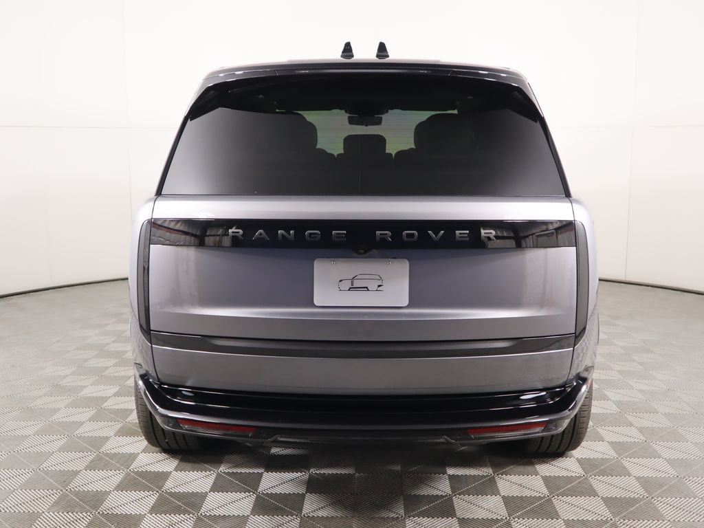 2025 Land Rover Range Rover SE photo 6