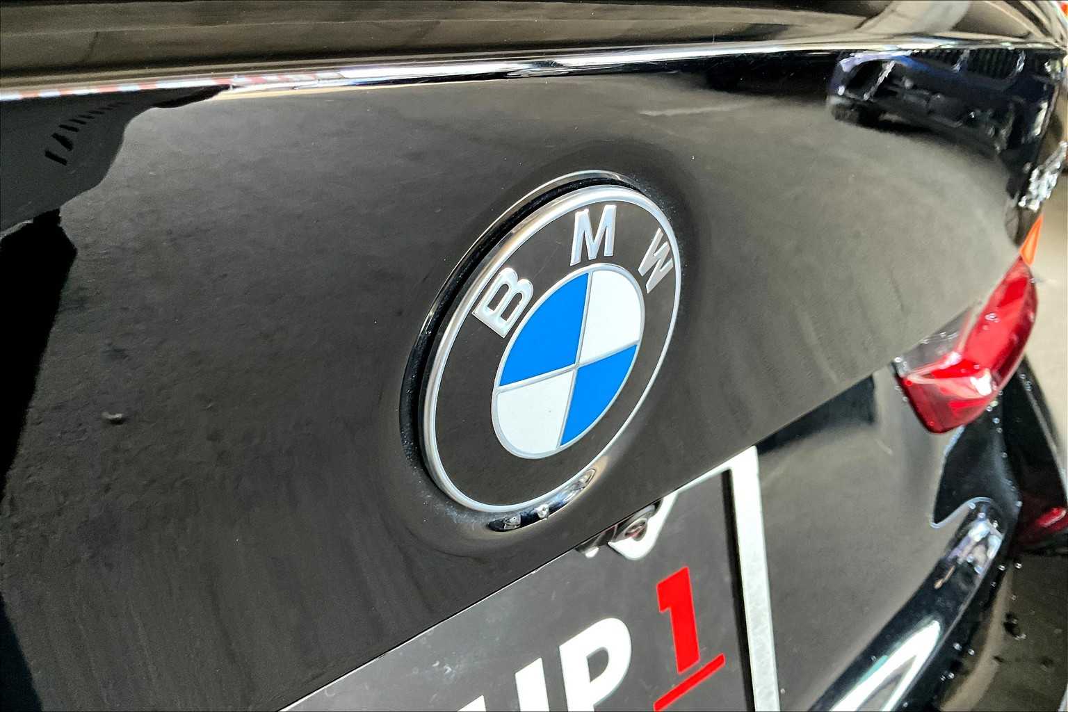 2023 Bmw 330i photo 28