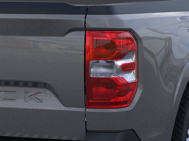 2025 Ford Maverick XL photo 9