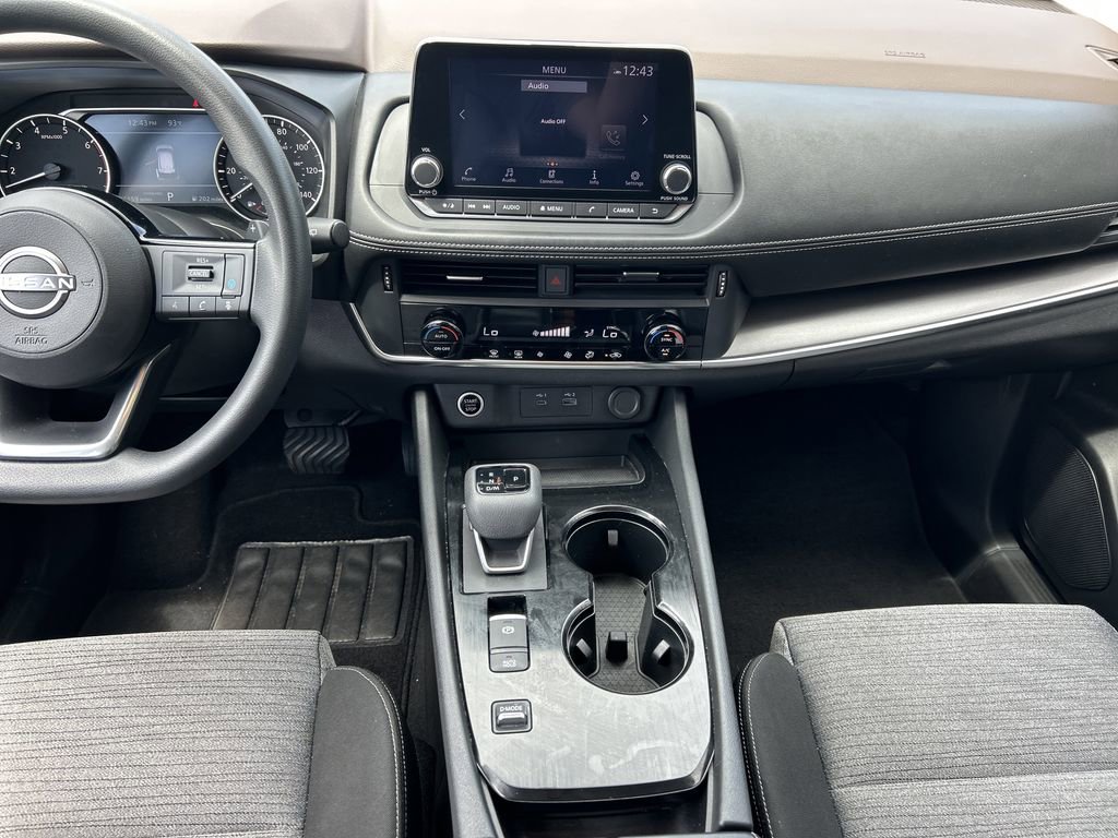 2023 Nissan Rogue SV photo 15