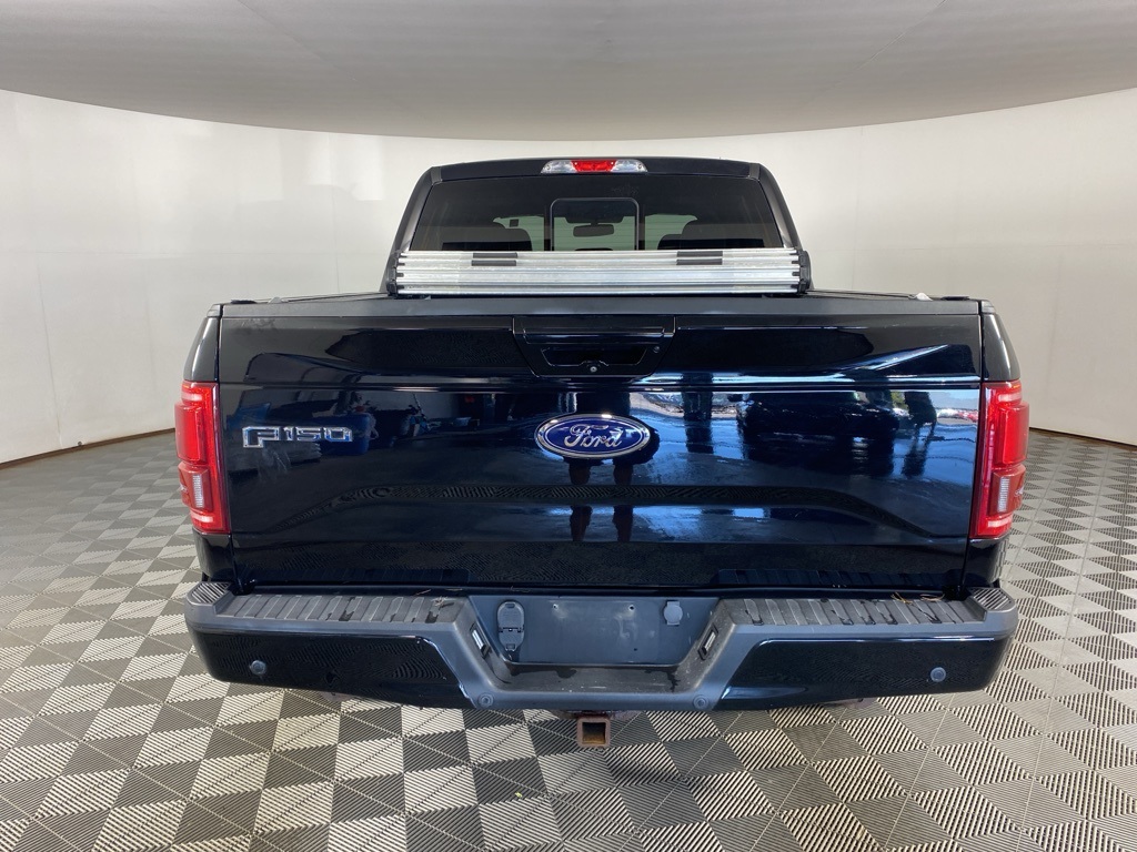 2016 Ford F-150 Lariat photo 12