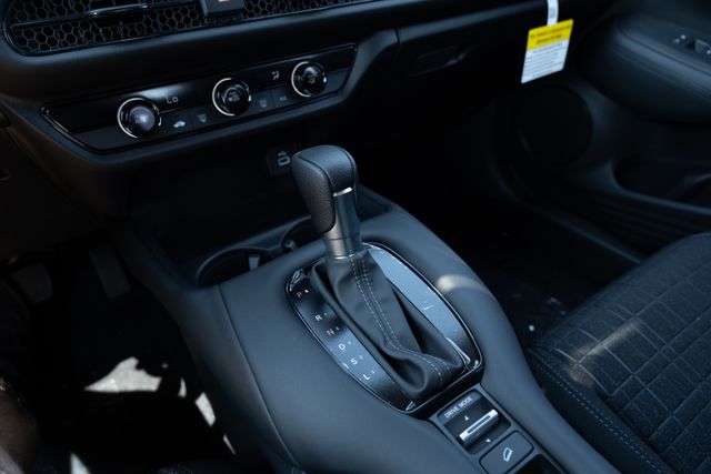 2026 Honda HR-V LX photo 29
