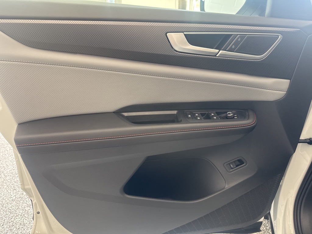 2026 Volkswagen Atlas Peak Edition SE photo 12