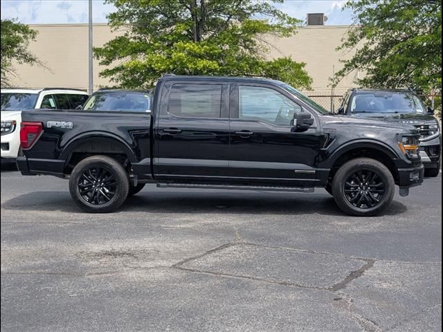 2025 Ford F-150 XLT photo 3