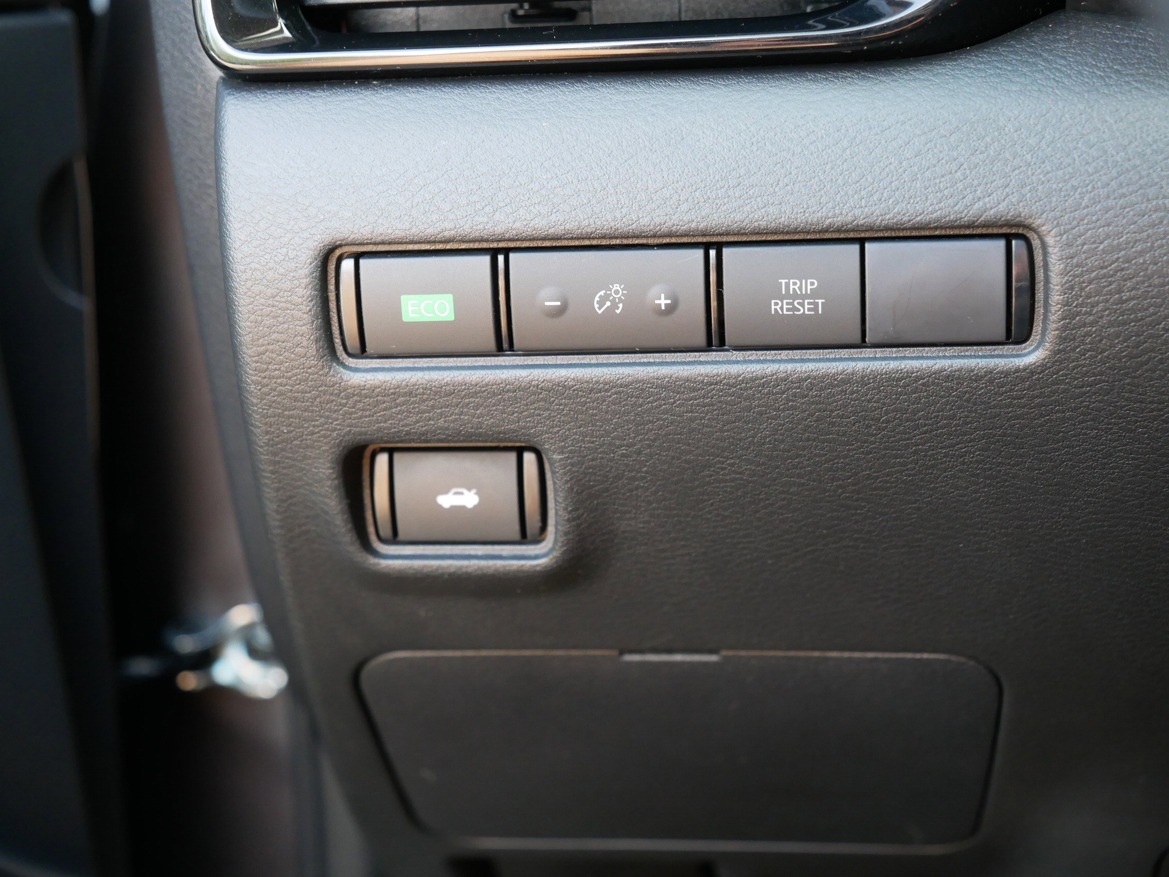 2023 Nissan Sentra SV photo 25