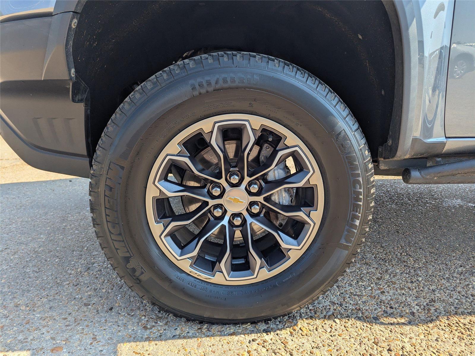 2019 Chevrolet Colorado ZR2 photo 10