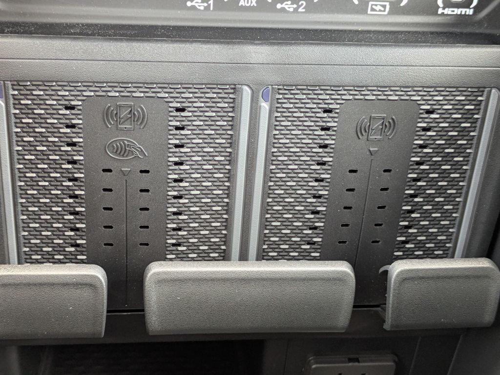 2025 Ram 1500 Laramie photo 24