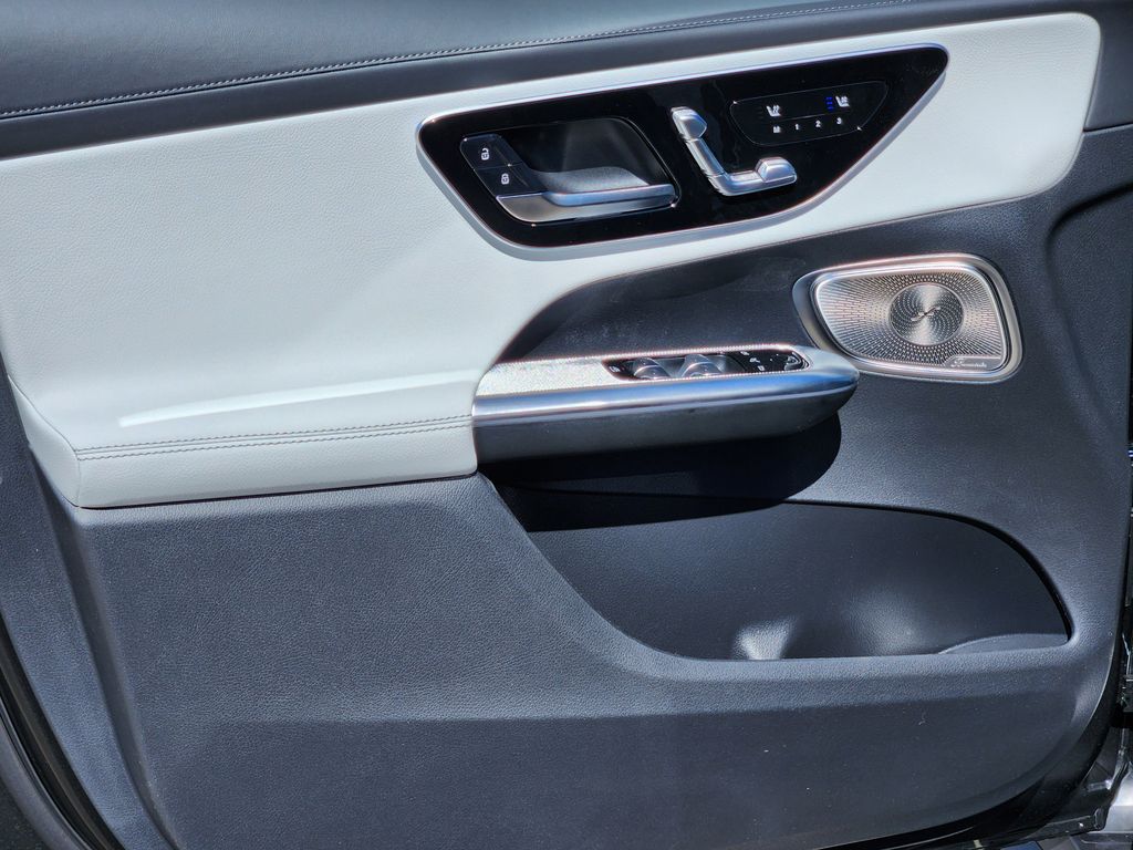 2026 Mercedes Benz GLC 300 4MATIC Coupe photo 12