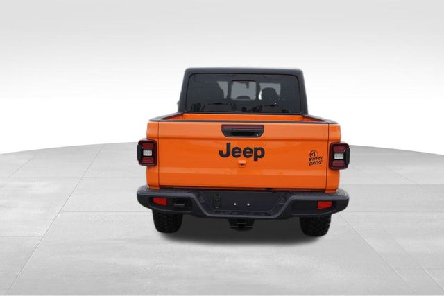 2025 Jeep Gladiator Willys photo 4