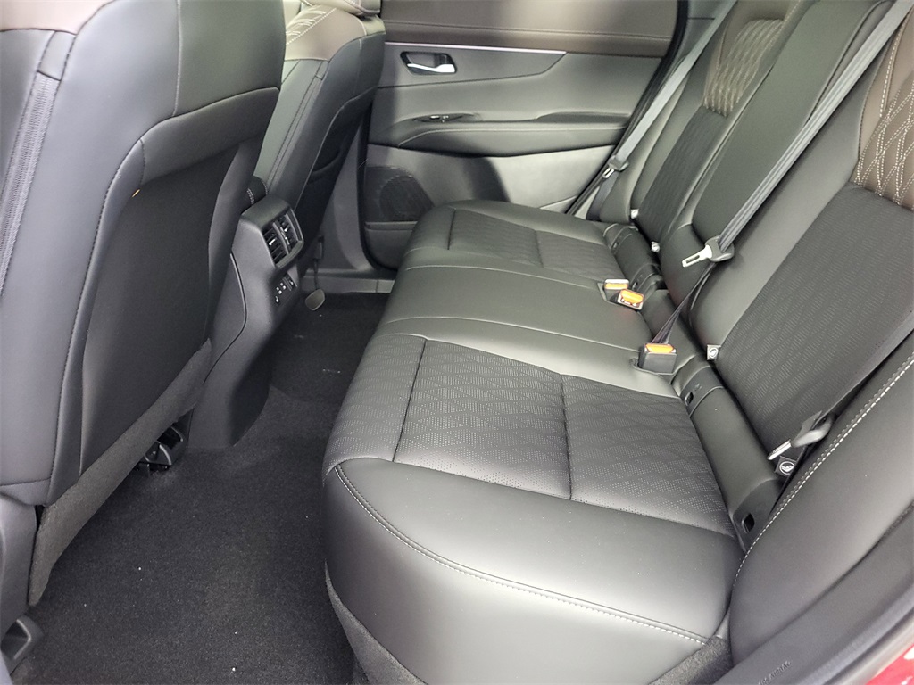 2025 Nissan Murano Platinum photo 14