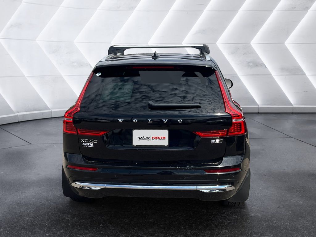 2022 Volvo XC60 B5 Inscription photo 4
