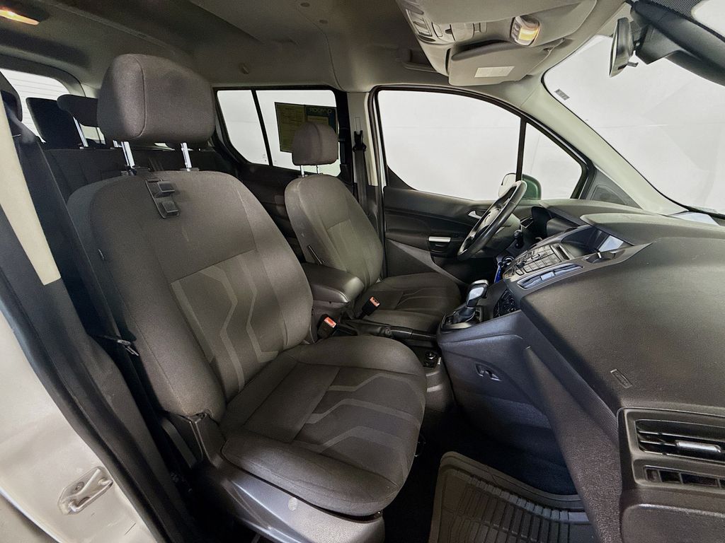 2015 Ford Transit Connect XLT photo 27