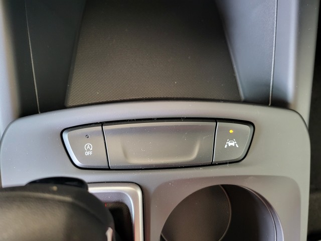 2025 Chevrolet Trax photo 27
