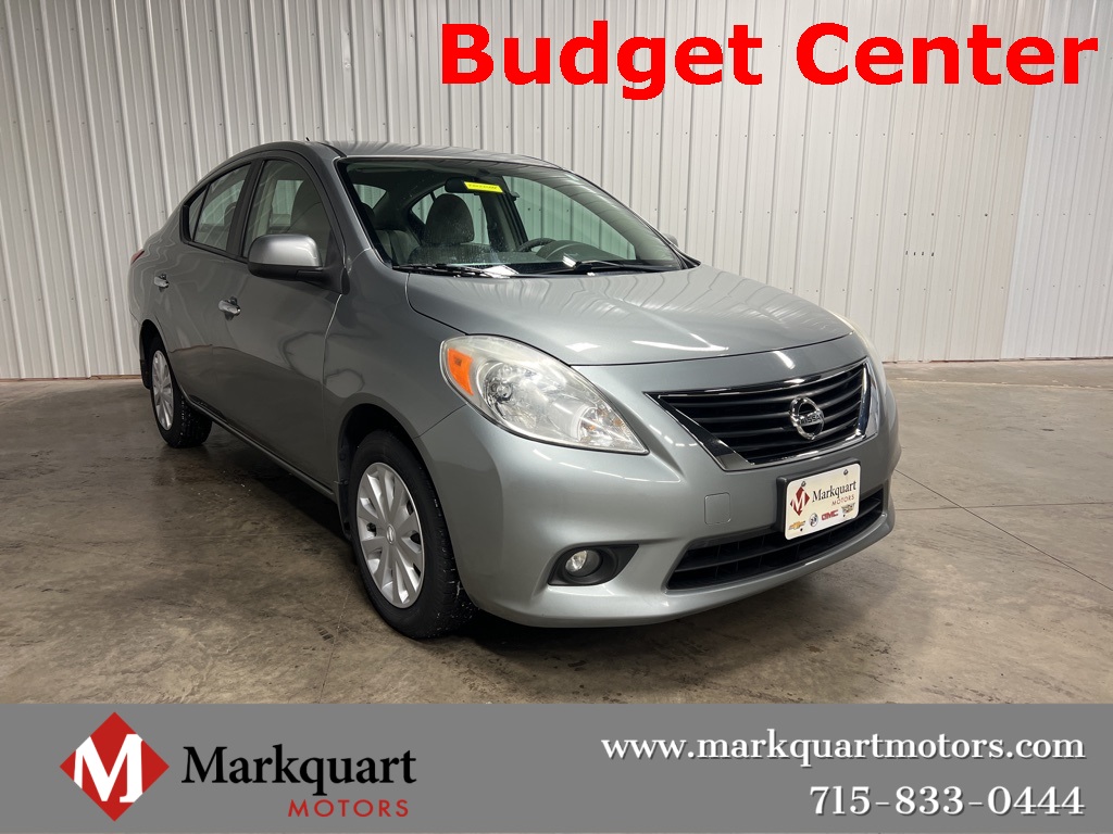 2012 Nissan Versa SV