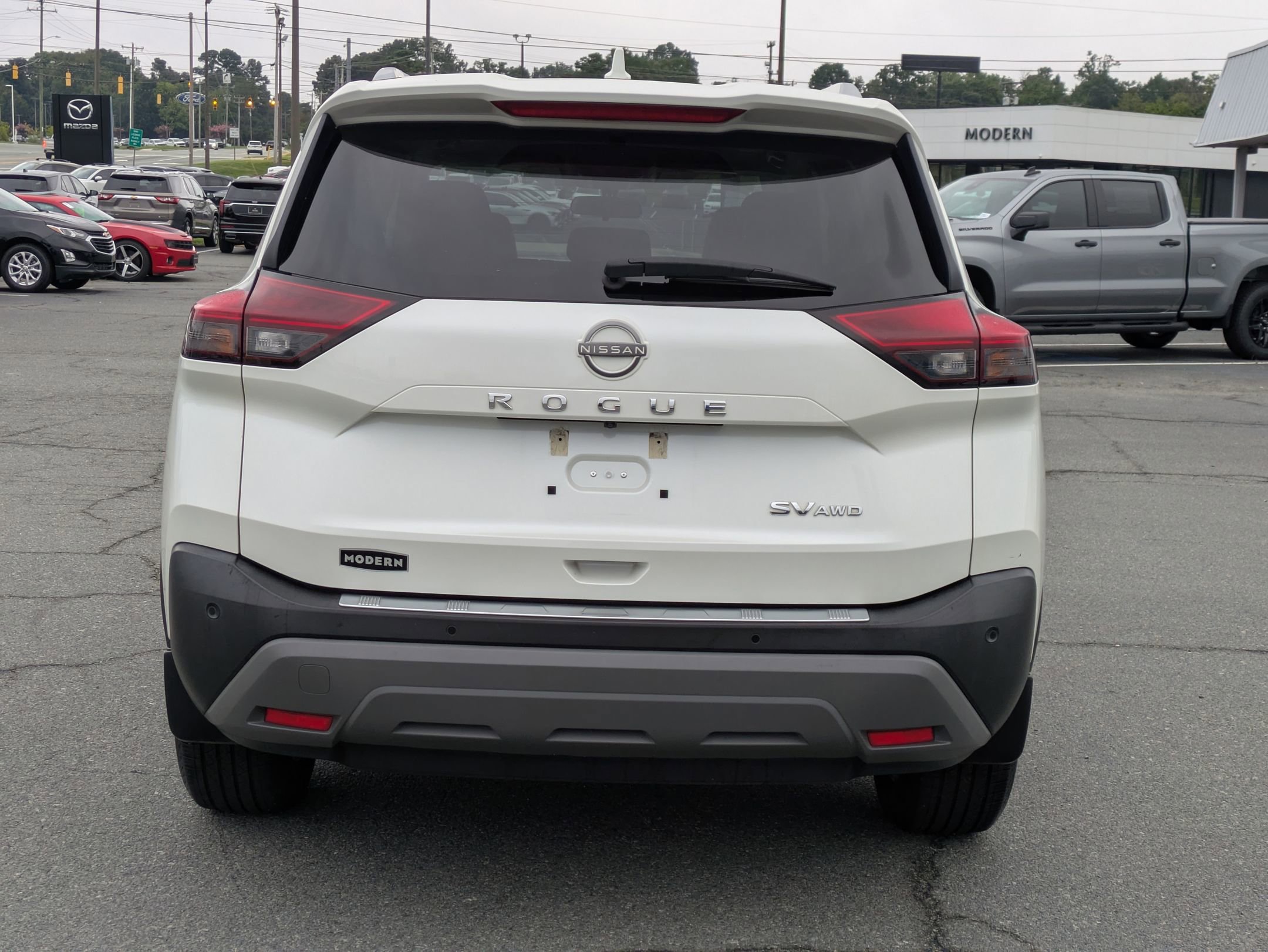 2023 Nissan Rogue SV photo 6