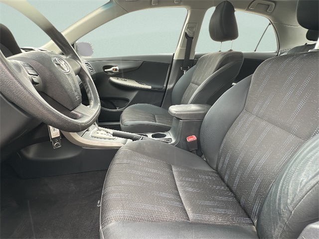 2011 Toyota Corolla S photo 9