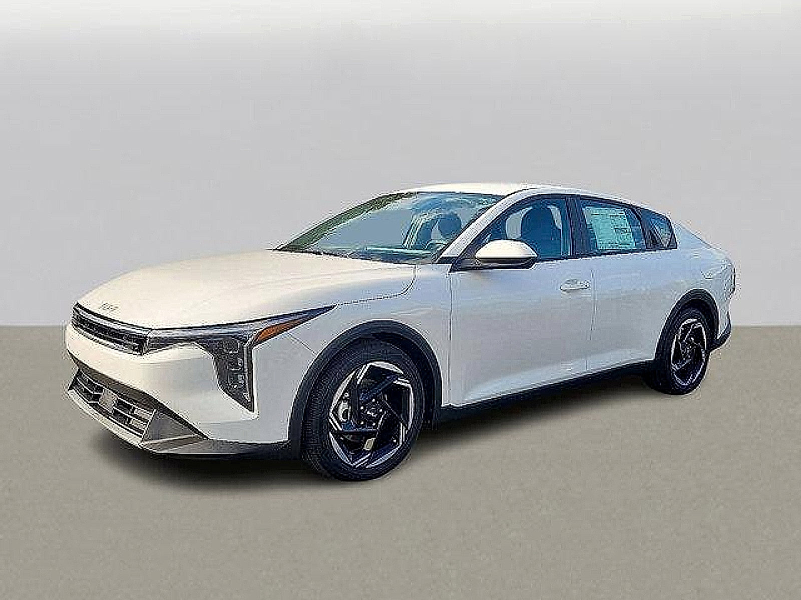 2025 Kia K4 EX photo 2