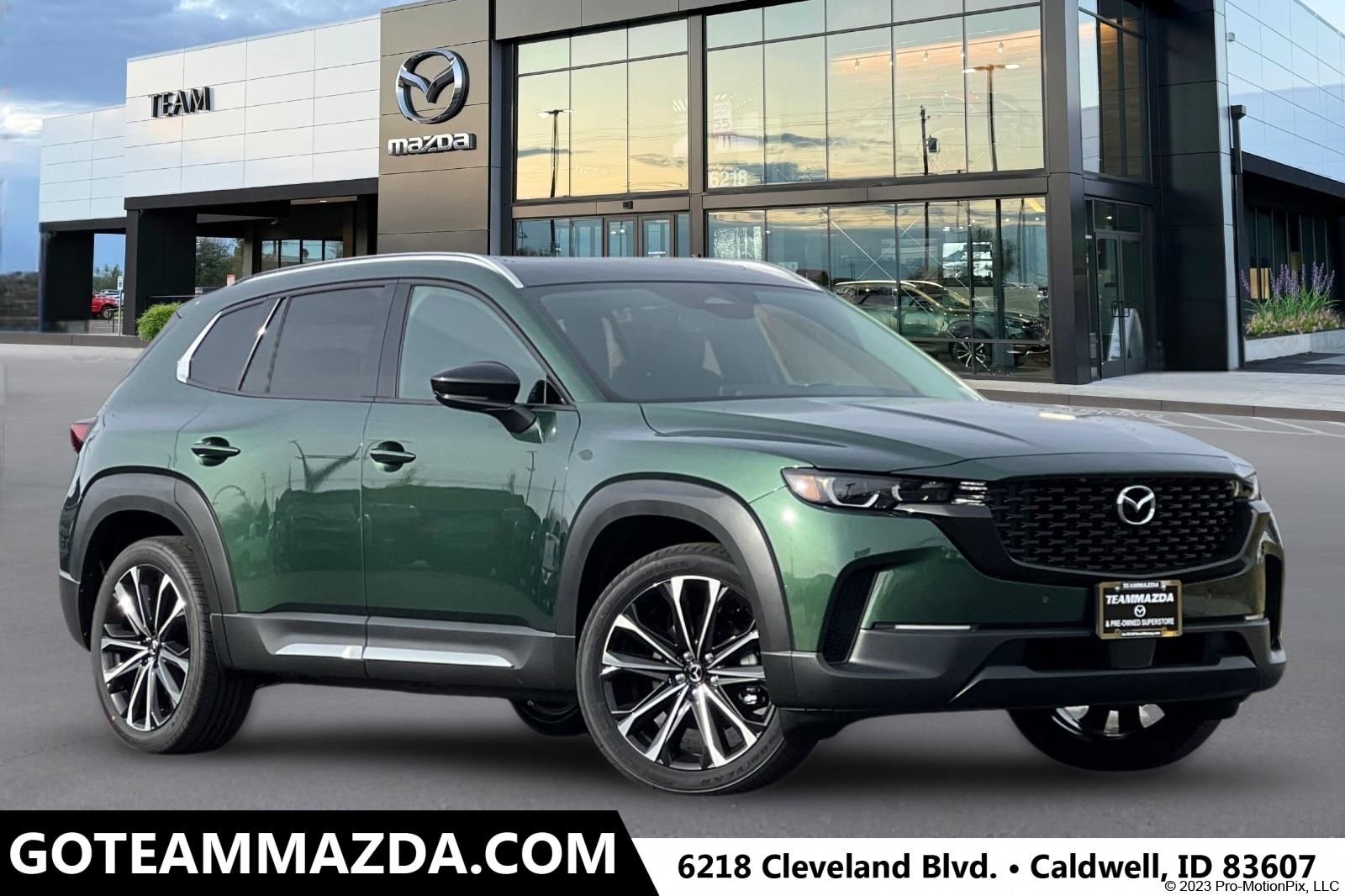 2026 Mazda CX-50 Premium's photo
