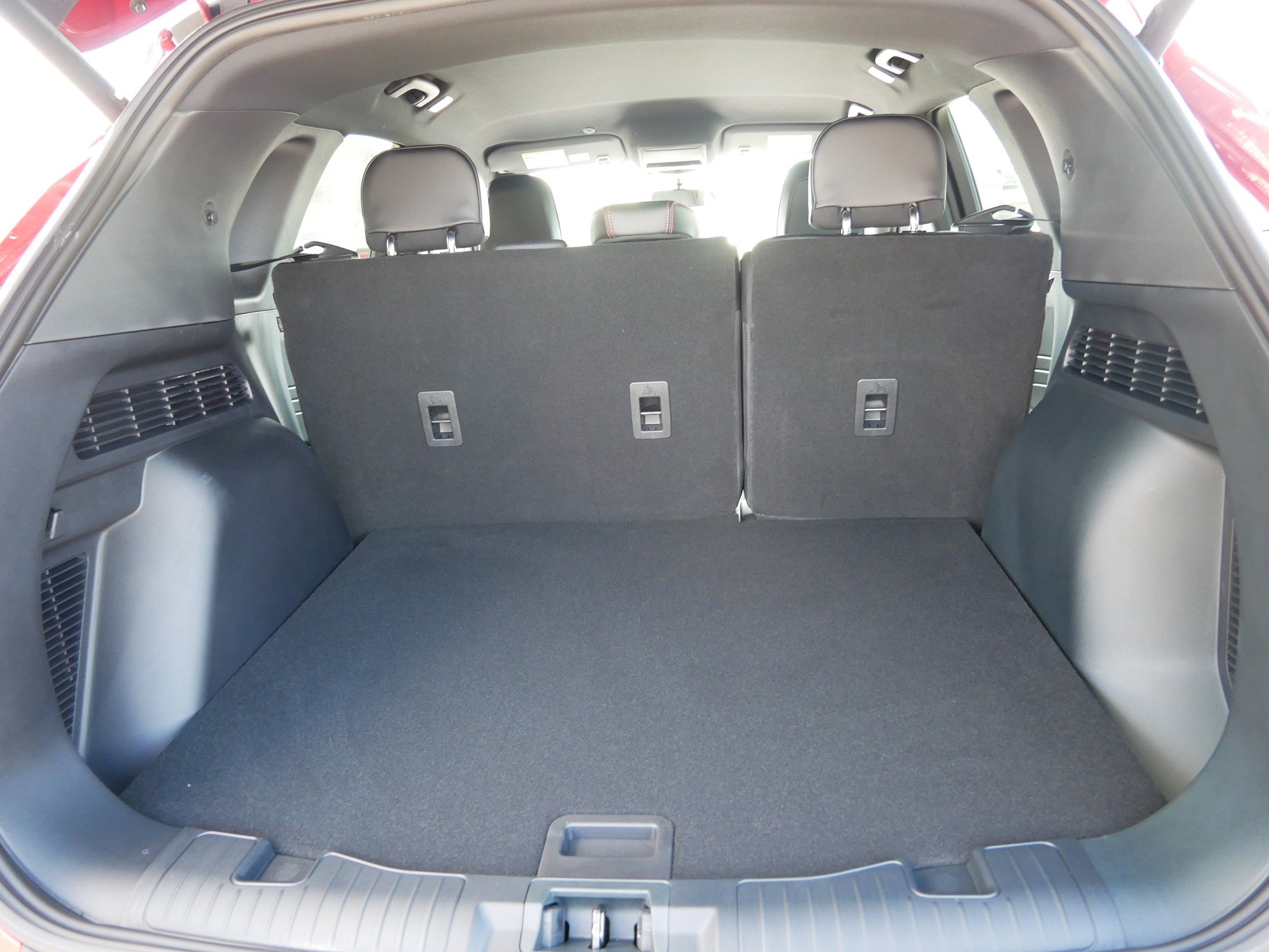 2025 Ford Escape ST-Line photo 4