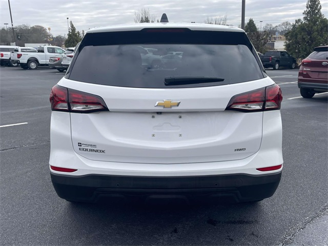 2024 Chevrolet Equinox LS photo 4
