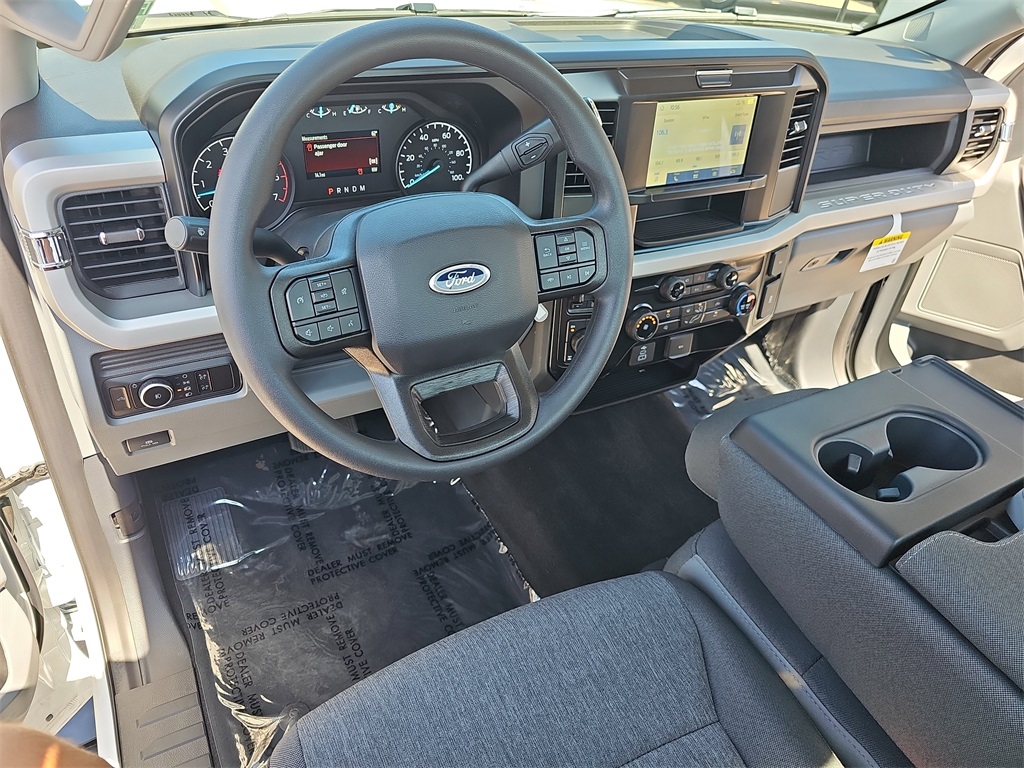 2025 Ford F-350 XL photo 14