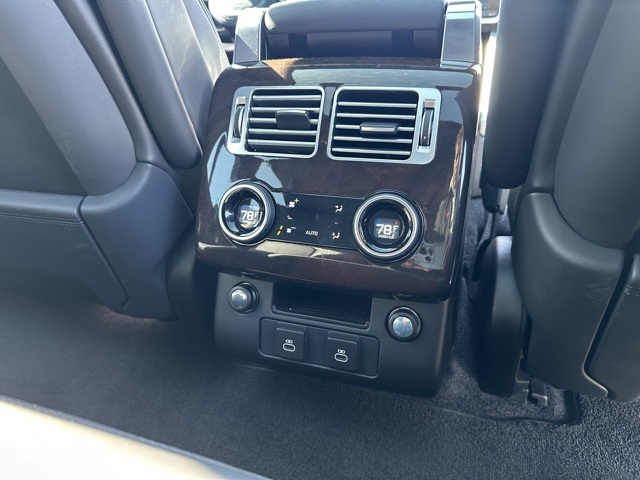 2022 Land Rover Range Rover P525 HSE HSE Westminster Edition photo 13