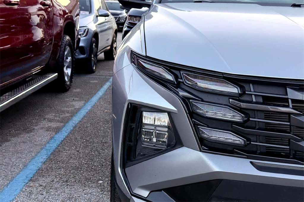 2025 Hyundai Tucson SEL photo 3