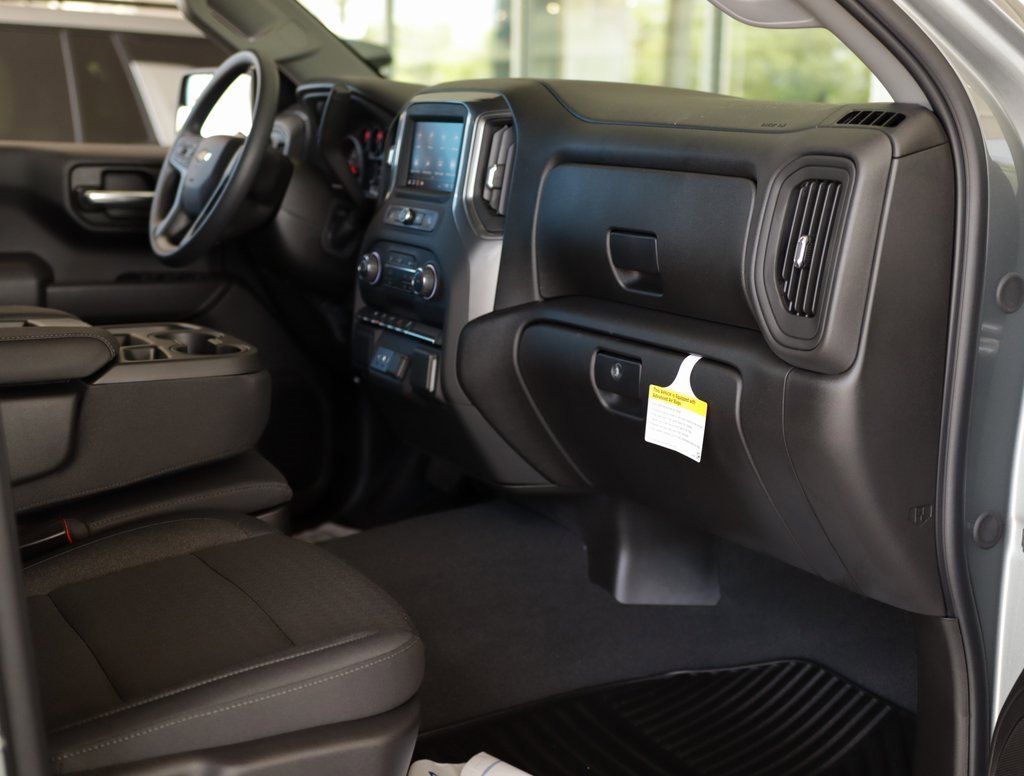 2026 Chevrolet Silverado 1500 Custom photo 29