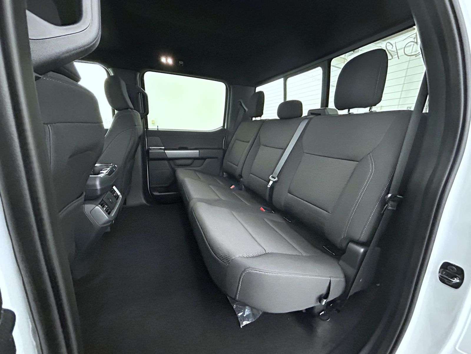 2025 Ford F-150 XLT photo 18
