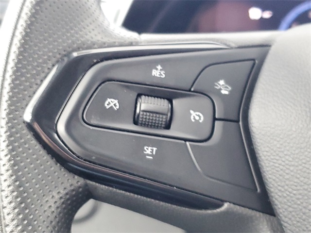 2024 Chevrolet Trax LT photo 12