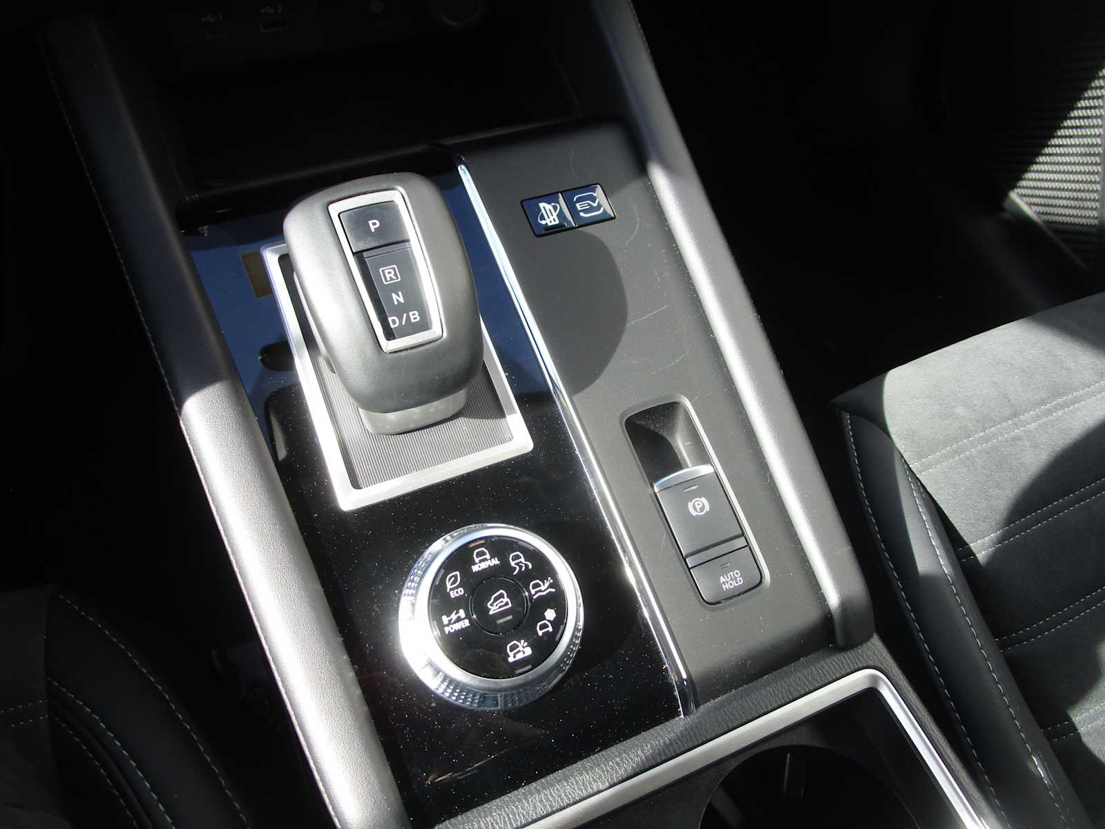 2023 Mitsubishi Outlander PHEV SE photo 20