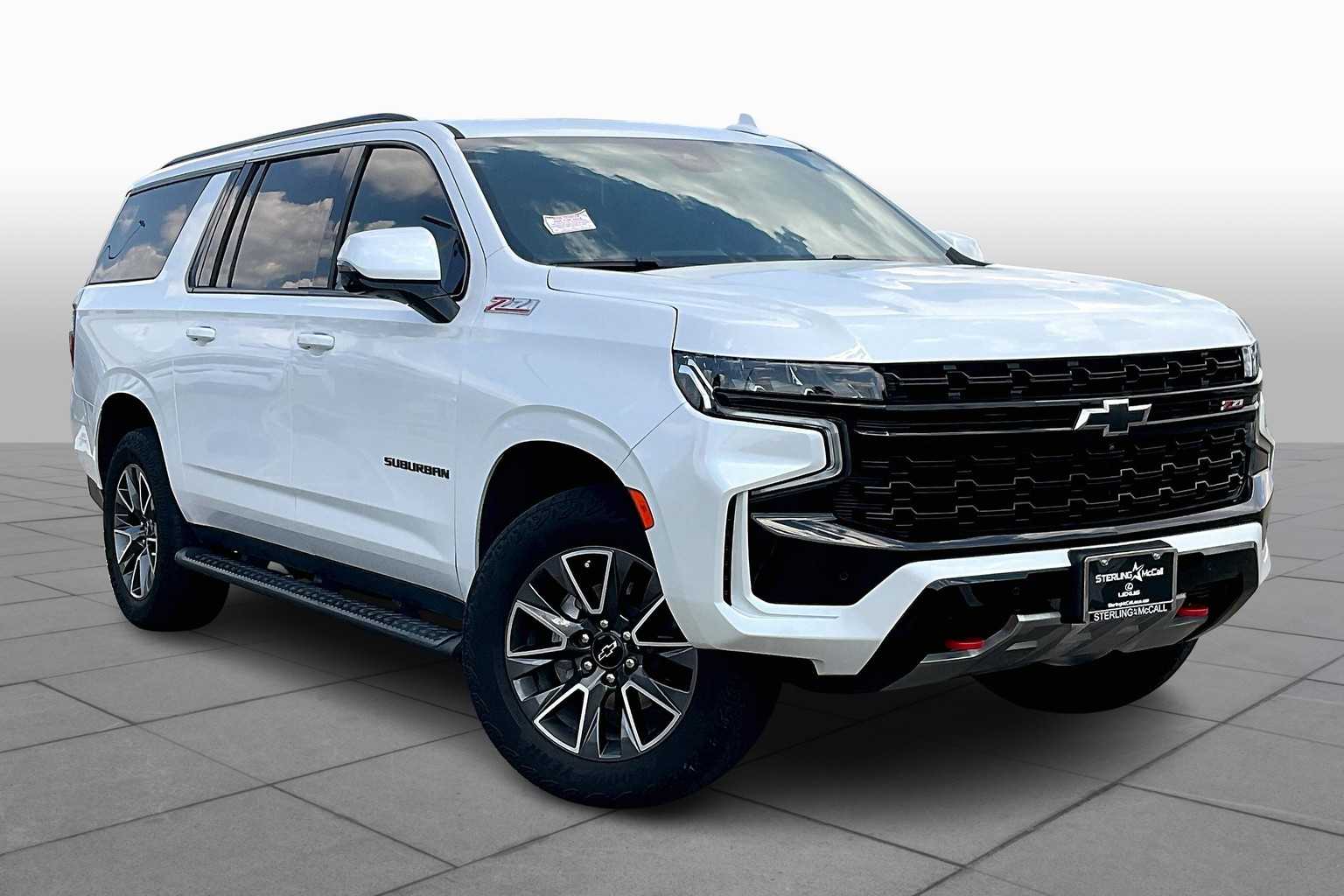 2023 Chevrolet Suburban Z71 photo 2