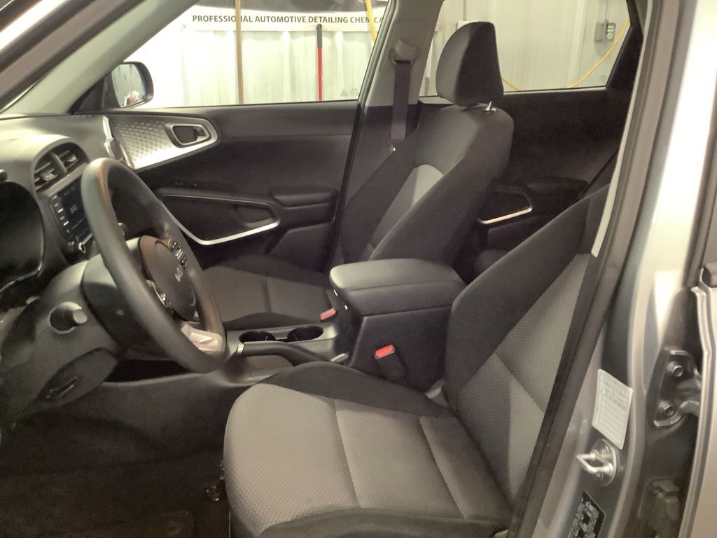 2024 Kia Soul LX photo 26